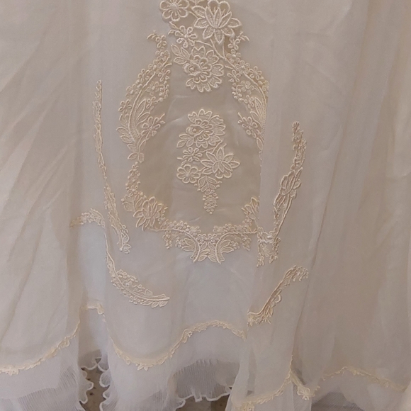 Vintage UNION MADE LACE BRIDAL SIZE 4-6 - Picture 10 of 16